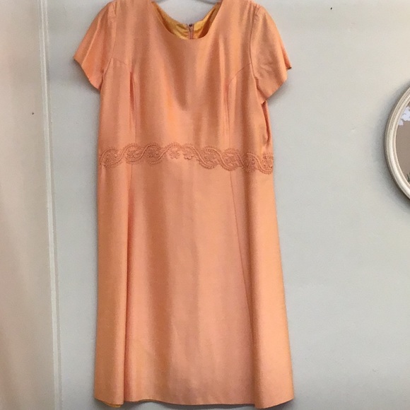 Sleeveless dress w/matching coat - Picture 4 of 4